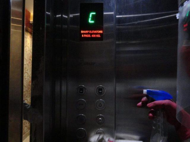 Hotel Bleue Mont Waranasi Zewnętrze zdjęcie