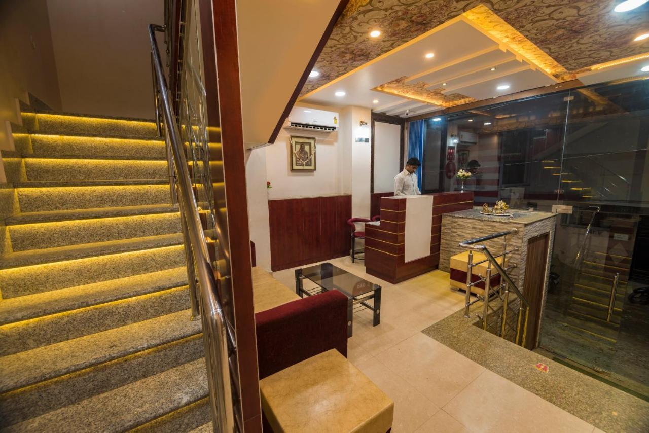 Hotel Bleue Mont Waranasi Zewnętrze zdjęcie