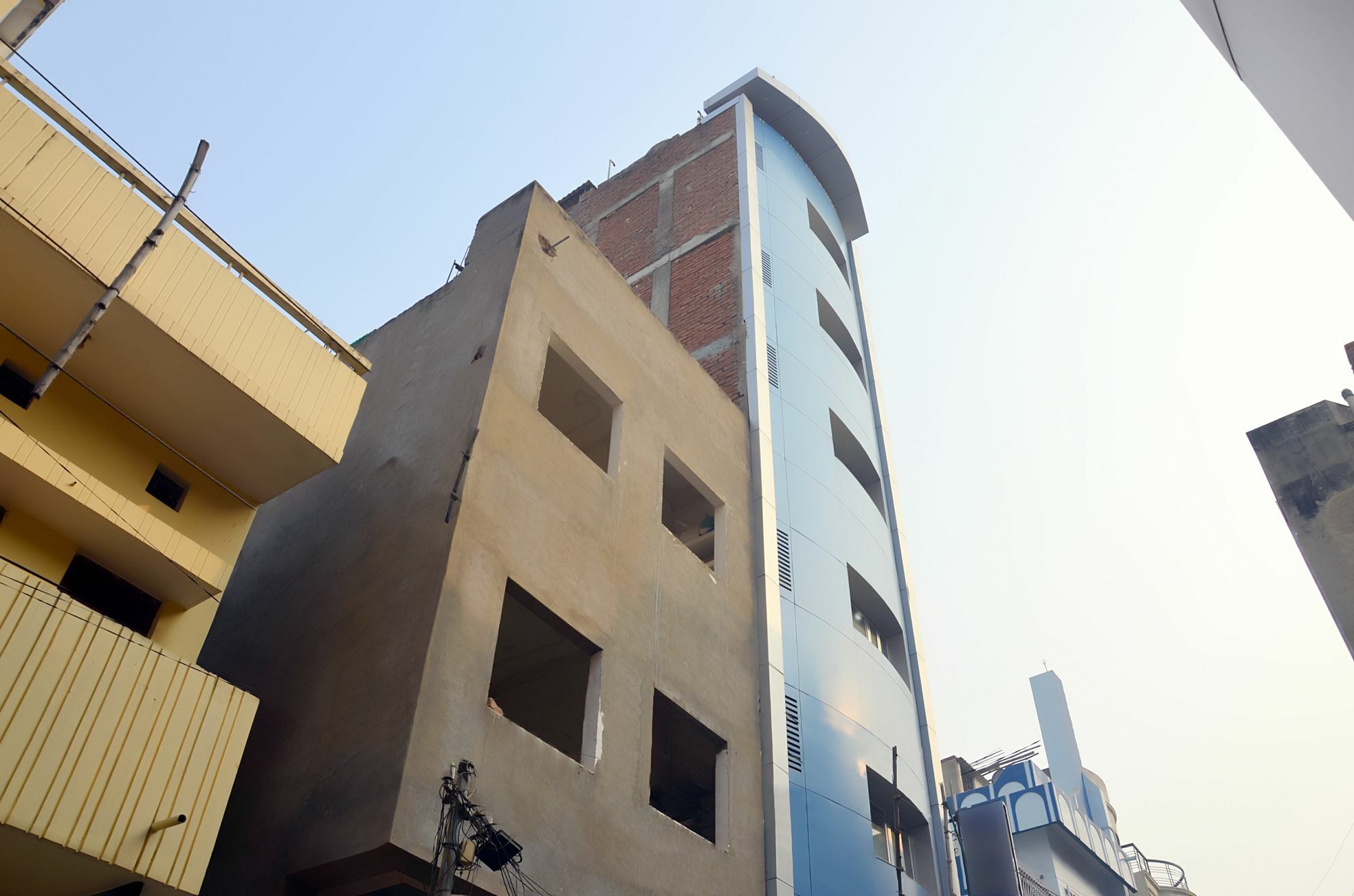Hotel Bleue Mont Waranasi Zewnętrze zdjęcie